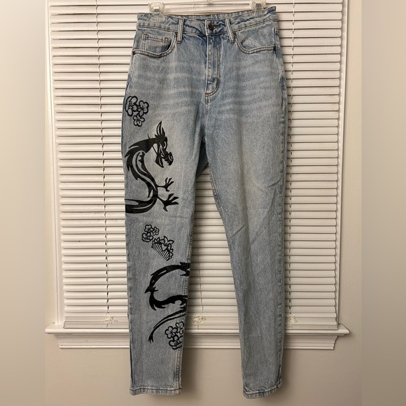 Hot topic Disney Mulan jeans size 5 - Picture 3 of 12